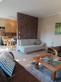 Apartamento vacacional apta para familias con barbacoa, terraza y jardín - Image 3
