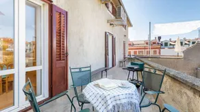 Holiday apartment with garden & BBQ - Image 5