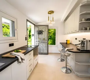 House with terrace, garden & BBQ | Mountain view - Image 5