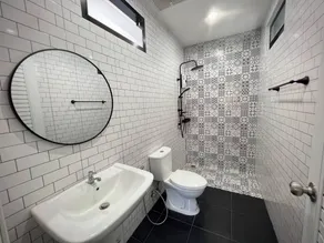 Child-friendly private room - Image 2