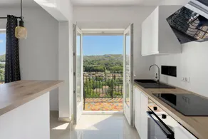 Apartment with garden | Garden view - Image 3