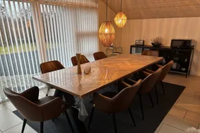 Fully equipped house with pool, hot tub & terrace | Pets are welcome - Image 3