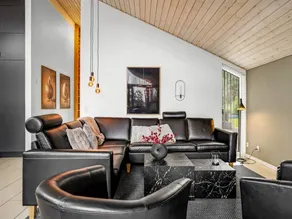 Child-friendly house with pool, terrace & sauna | Pets are welcome - Image 2