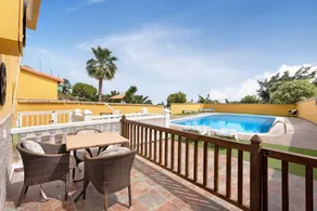 Vacation Home 'P Armonia Rural' with Sea View, Terrace, Shared Pool & Wi-Fi - Image 3