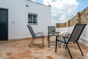 Ferienhaus 'Santa Clara Home' mit privater Terrasse, WLAN und Klimaanlage - Image 3