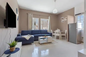 Family-friendly nice flat with terrace & barbeque | Sea view | Close to the beach - Image 2