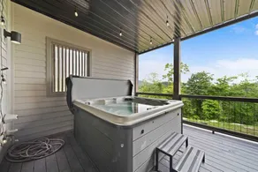 4BR Luxury Home, Hot Tub, Game Room, Walk to Pool & Grill - Image 3