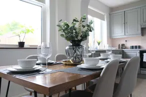 Bright and Spacious 4 Bedroom Home in Bedford - Image 4