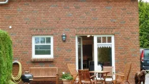 House with garden, BBQ & terrace - Image 2