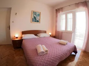 Nice holiday apartment with garden & barbeque | Close to the beach | Pet-friendly - Image 2