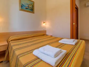 Kinderfreundliche Ferienwohnung mit Pool, Terrasse und Garten | Gartenblick - Image 4