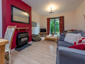 Holiday home with fast internet, garden & barbecue | Pet-friendly - Image 2