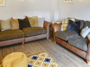 Family-oriented lovely cottage with garden & hot tub | Pets are welcome - Image 4