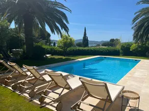 Villa with garden & private pool | Close to the beach - Image 2