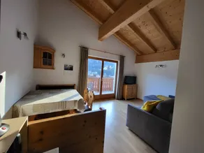 Fantástico apartamento apta para familias con jardín, piscina y barbacoa | Vistas a la montaña | Adaptado para teletrabajar - Image 4