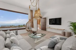 Villa with garden, private pool & terrace - Image 3