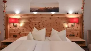 Apartment with garden, terrace & sauna | Mountain view - Image 3