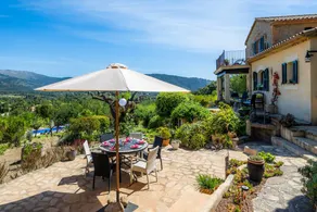 Finca con terraza, jardín y barbacoa | Vistas al jardín - Image 4