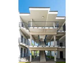 Appartement de vacances avec piscine chauffée, terrasse et sauna | Vue plage - Image 3