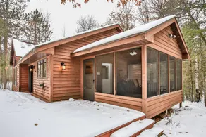 Everett Point Retreat - Image 4