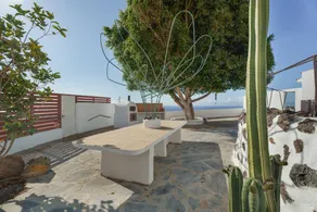 Wonderful finca with terrace, garden & BBQ | Sea view | Suitable for remote work - Image 2