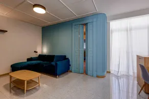 Holiday apartment with terrace | City view - Image 2