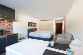 Apartamento vacacional con terraza, barbacoa y jardín | Vistas a la naturaleza - Image 3