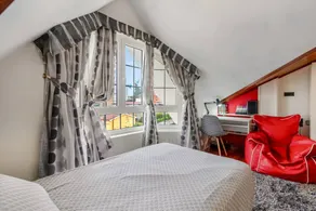 Dedicated room with pool, hot tub & garden | Garden view | Perfect for remote work - Image 2