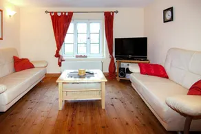 Children-friendly house with terrace, garden & sauna - Image 3