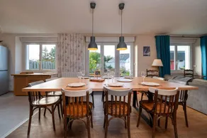 Family-oriented holiday home with BBQ, garden & terrace | Close to the beach | Perfect for remote work | Pet-friendly - Image 4