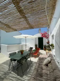 Casa con giardino, piscina privata e terrazza | Perfetta per il lavoro da remoto - Image 3