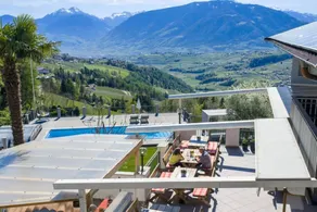 Holiday home with garden - Image 5