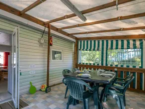 Mobil-home adapté aux familles avec piscine chauffée et terrasse | Avec animaux autorisés - Image 5