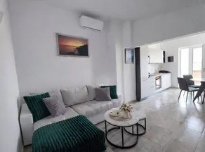Apartamento vacacional con terraza | Vistas al agua - Image 4