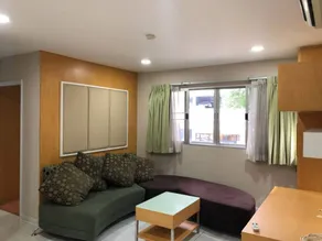 Flat with pool | Garden view - Image 4