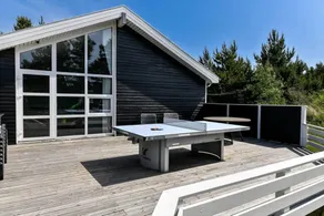 House with pool, jacuzzi & barbeque - Image 3