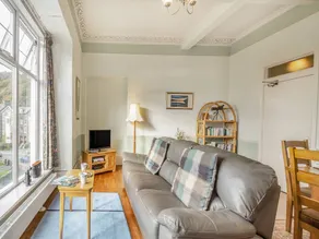 Children-friendly nice cottage with garden | Sea view - Image 3