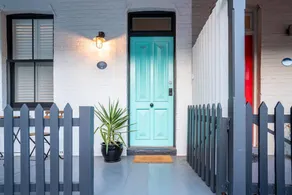 Holiday home with barbeque & garden | Suitable for remote work - Image 2