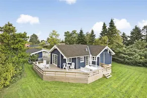 Fully equipped house with BBQ, terrace & jacuzzi | Next to the beach - Image 2