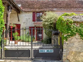 Flat with barbecue, terrace & garden - Image 2