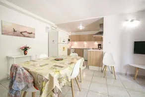 Fully equipped beautiful gite with terrace, sauna & garden | Dogs allowed - Image 4