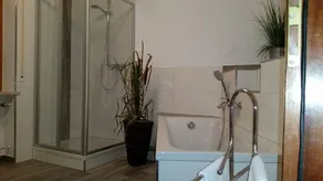 Holiday apartment with terrace & BBQ - Image 5