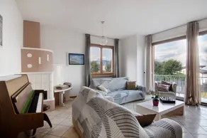 Spacieux appartement de vacances convivial et familial avec terrasse, jacuzzi et barbecue | Vue ville | Idéal pour le télétravail | Avec animaux bienvenus - Image 4