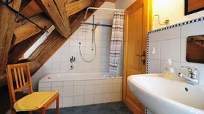 Appartamento con sauna, idromassaggio e giardino | Vista sul fiume - Image 4