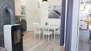 House with garden, BBQ & terrace - Image 4