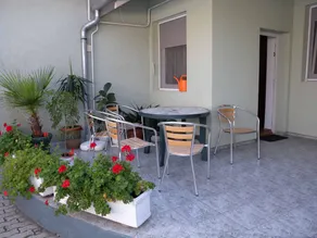 Nice house with barbecue, garden & terrace - Image 4