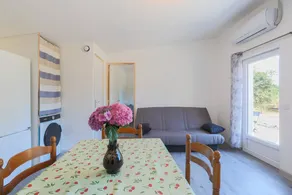 Charmante maison de vacances adaptée aux familles avec internet haut débit et barbecue - Image 3