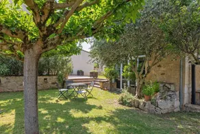 Fully equipped gite with garden, barbecue & terrace - Image 4