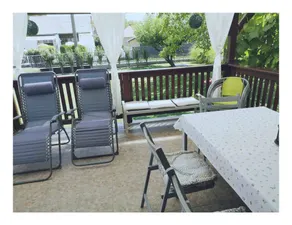 Holiday home with terrace, garden & BBQ - Image 2