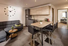 Atractivo apartamento apta para familias con jardín, sauna y terraza | Vistas al jardín | Ideal para teletrabajar | Se admiten mascotas - Image 2